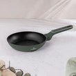 Kép 3/8 - Berlinger Haus Matte Green TitánPro bevonatú Serpenyő 20 cm-es (BH-8150)